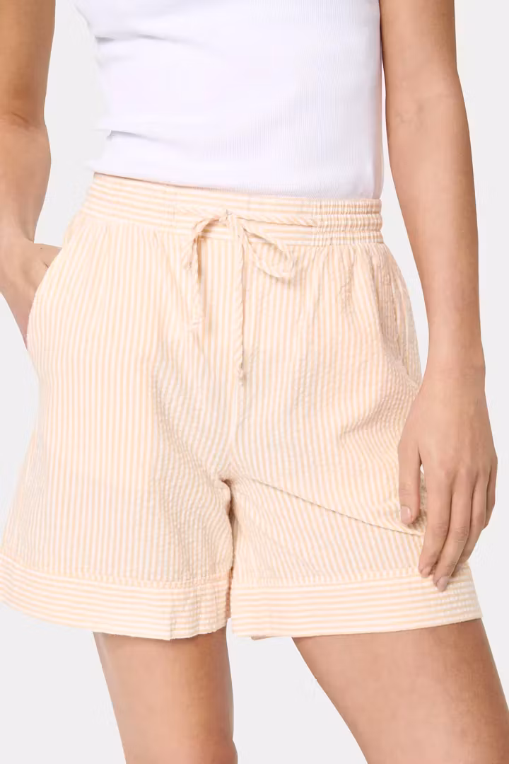 KIRASZ SHORTS APRICOT