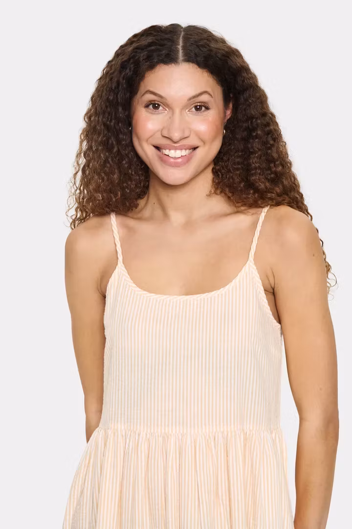 KIRASZ DRESS APRICOT