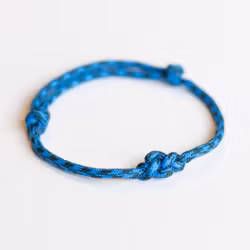 Blå Knuten-armband
