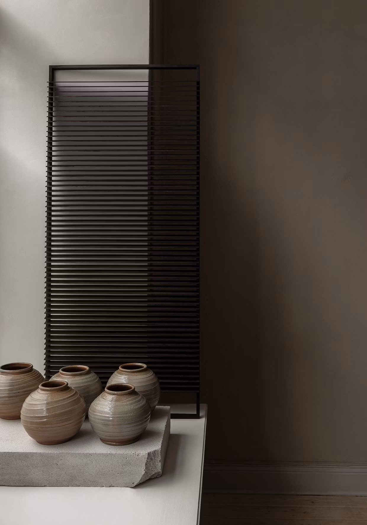 ENGOBE VASE