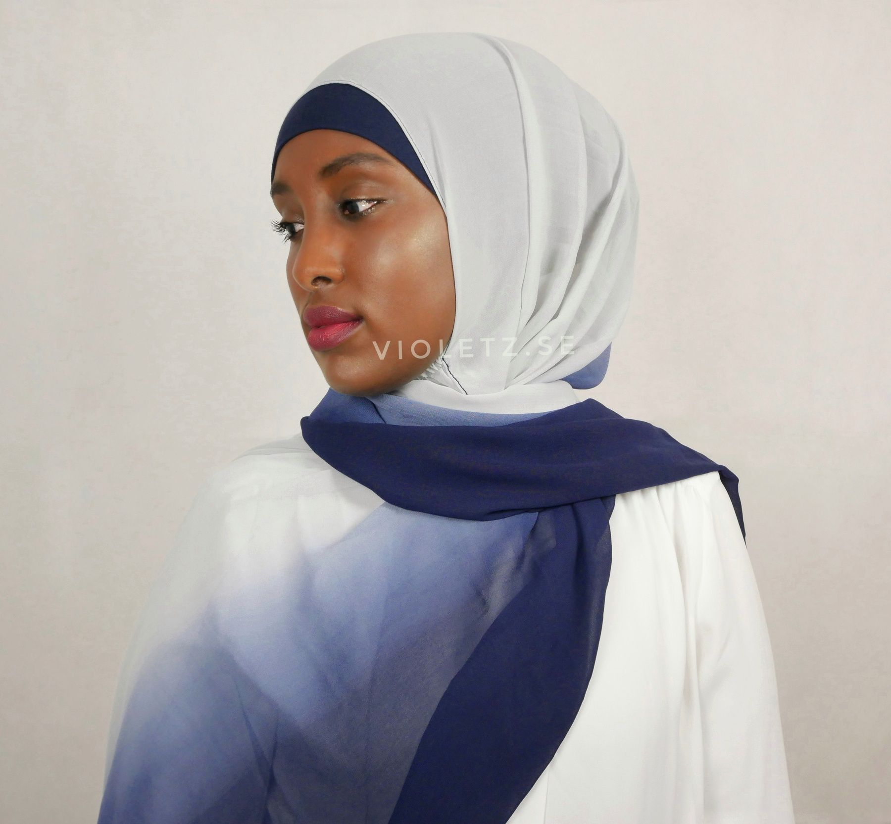 Instant Chiffong hijab med undersjal - ombré sky