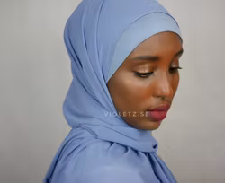 Instant Chiffong hijab med undersjal - arabian blue