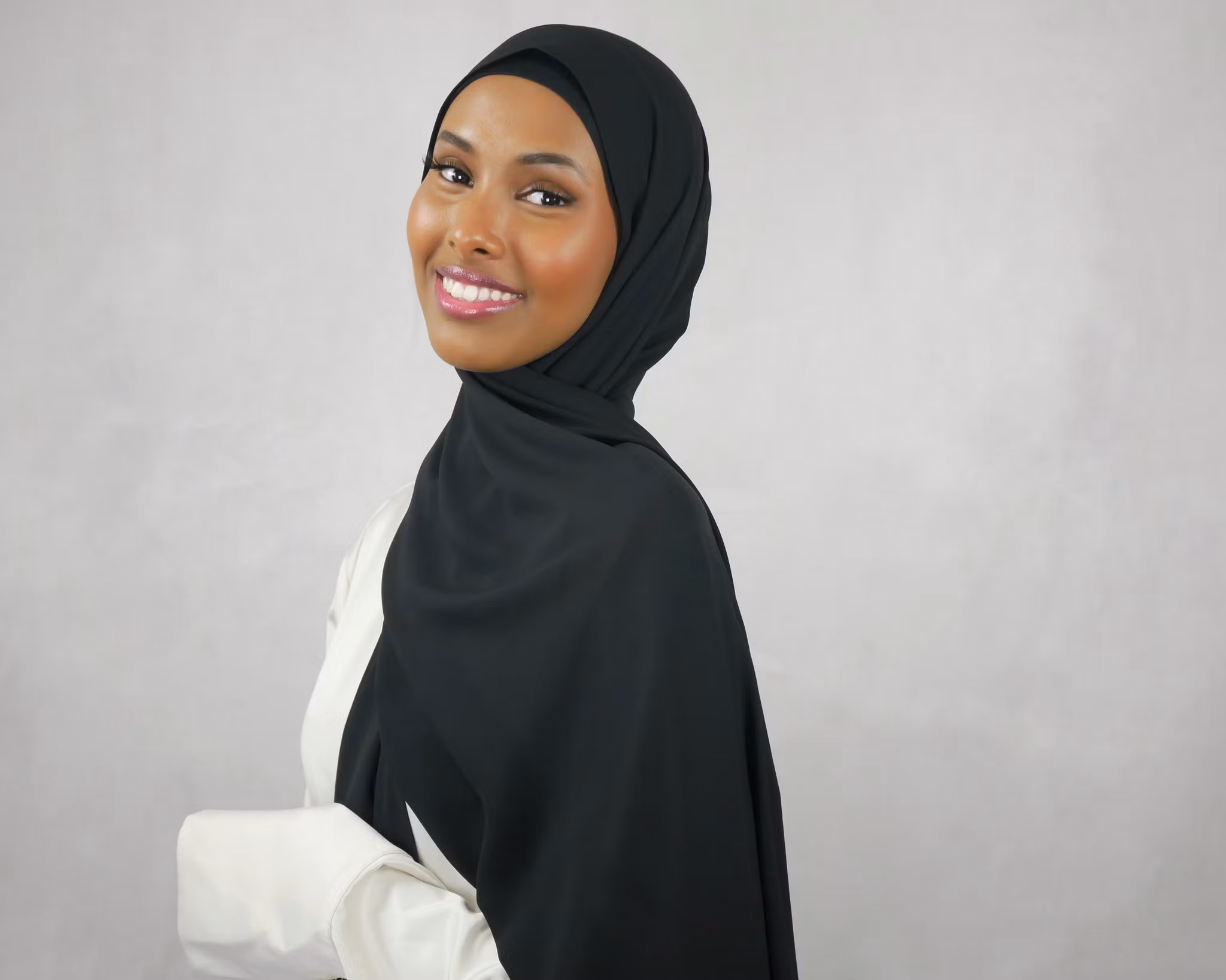 HIJAB MED MAGNET - Silk Chiffong - svart