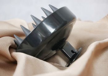 Scalp Brush - exfolierande borste för hårbotten