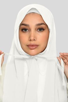 HIJAB MED KNYTBAND - vit