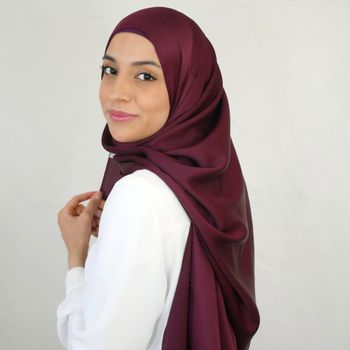 Jasmina - 2in1 Hijab - Mahogany (red)