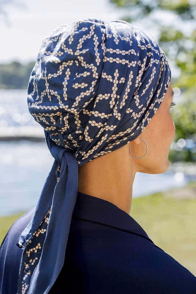 Turban med scarf - vändbar med mönster