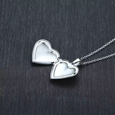 Light Heart Locket