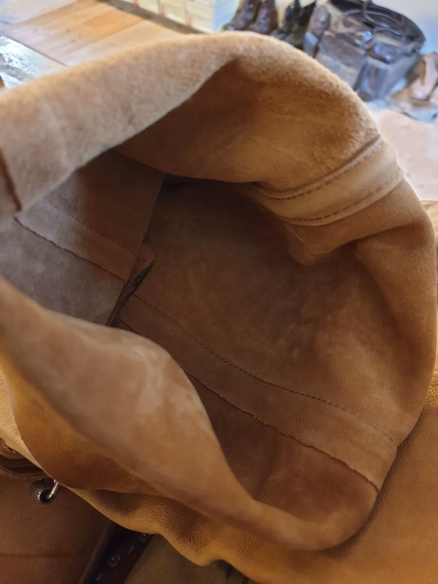 Ursnygga skinn stövlar calvados