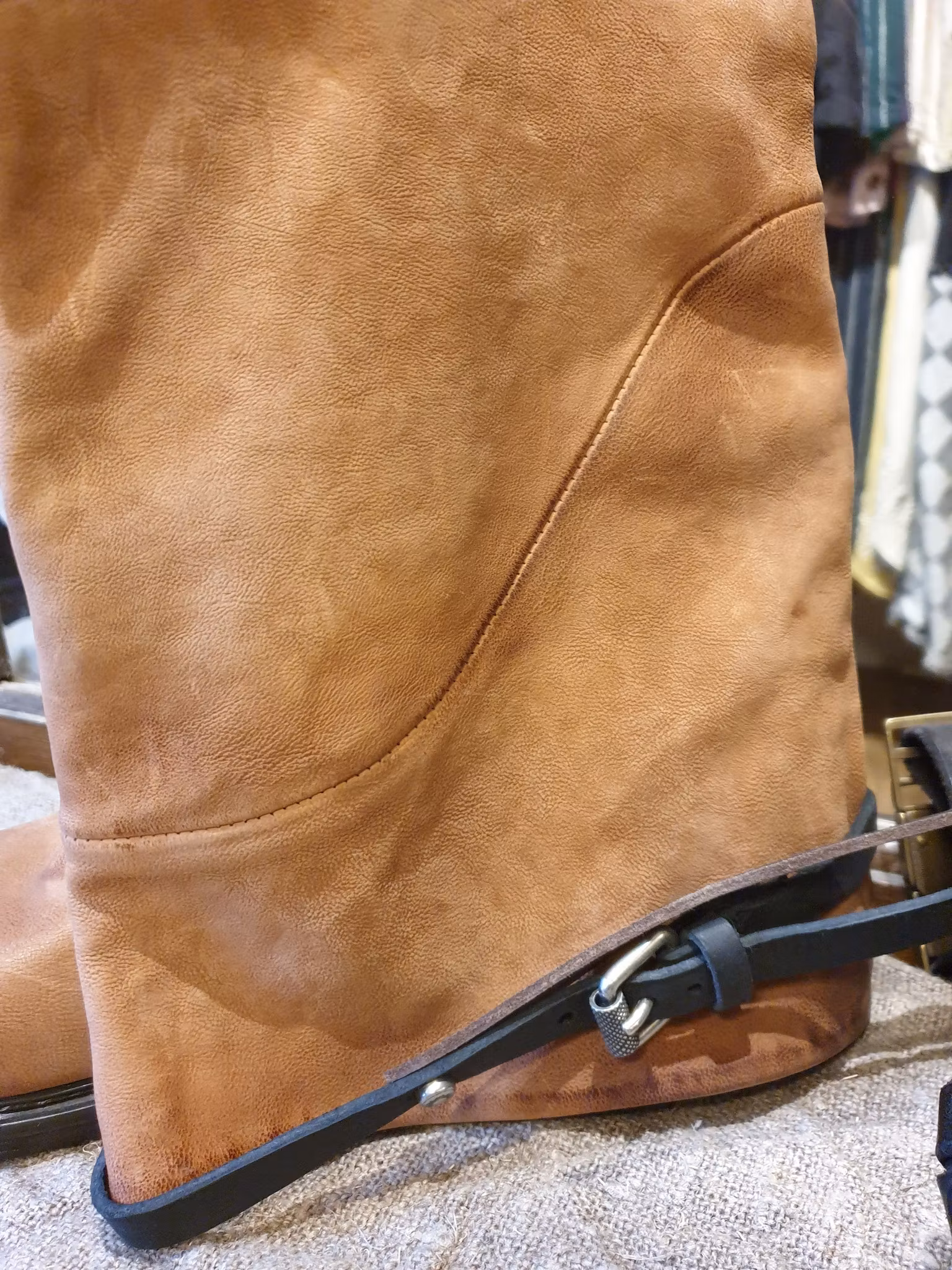 Skinnstövel calvados st 37 rymlig