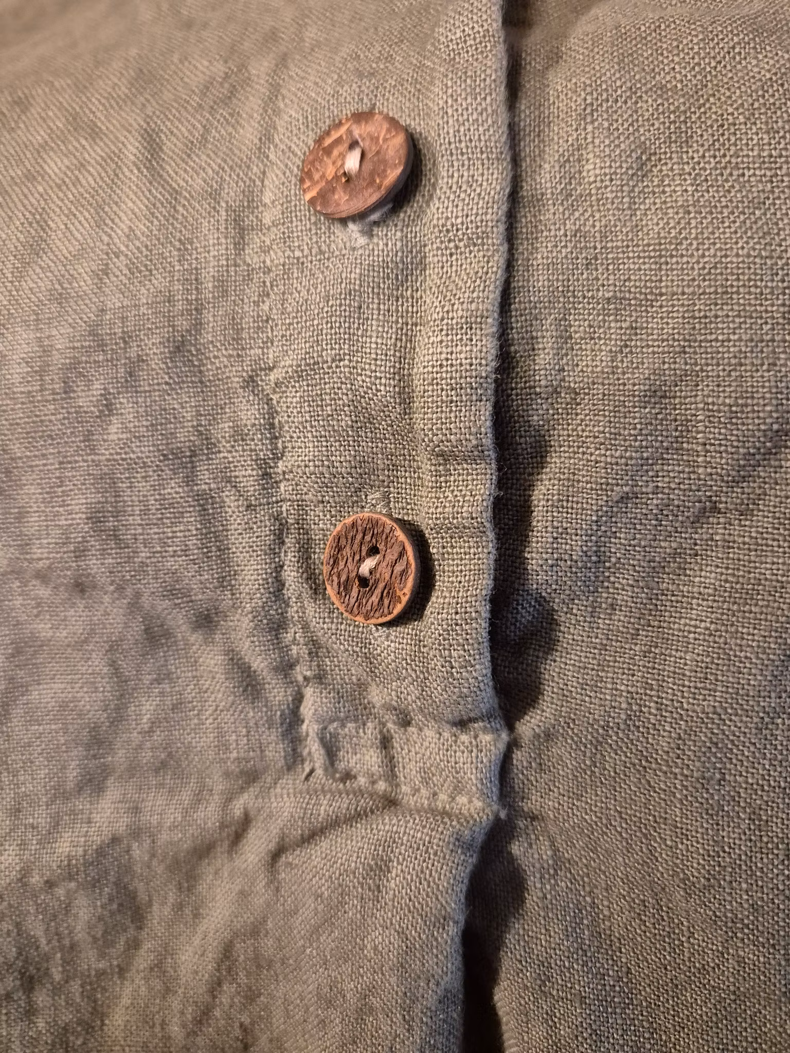 Linne skjorta oliv grön