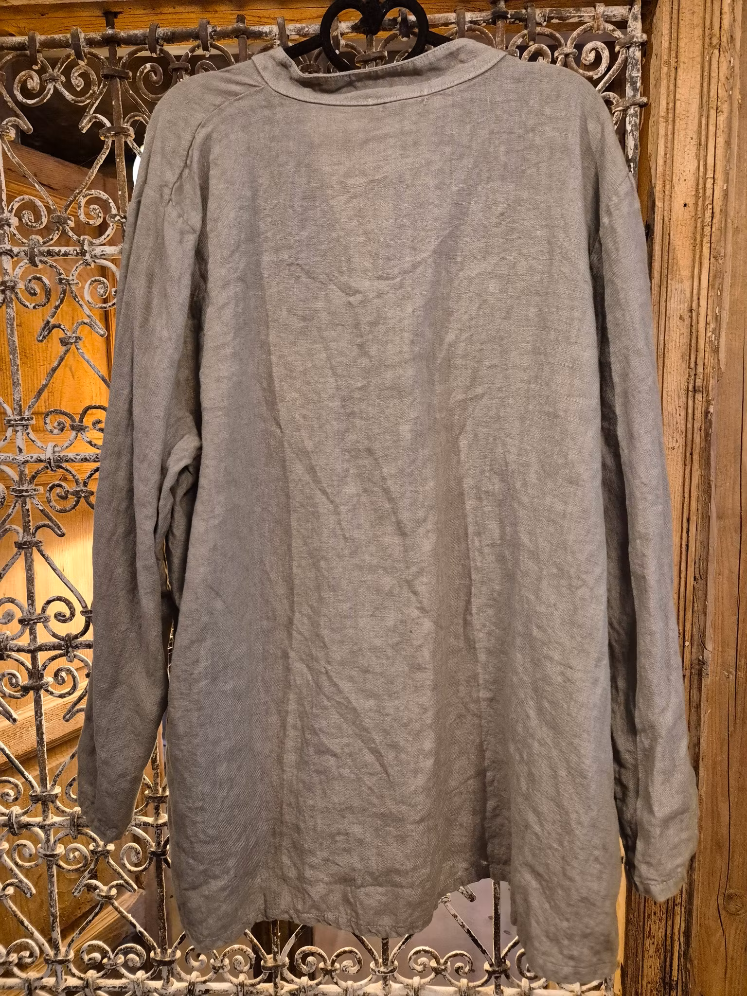 Linne skjorta mörk lin