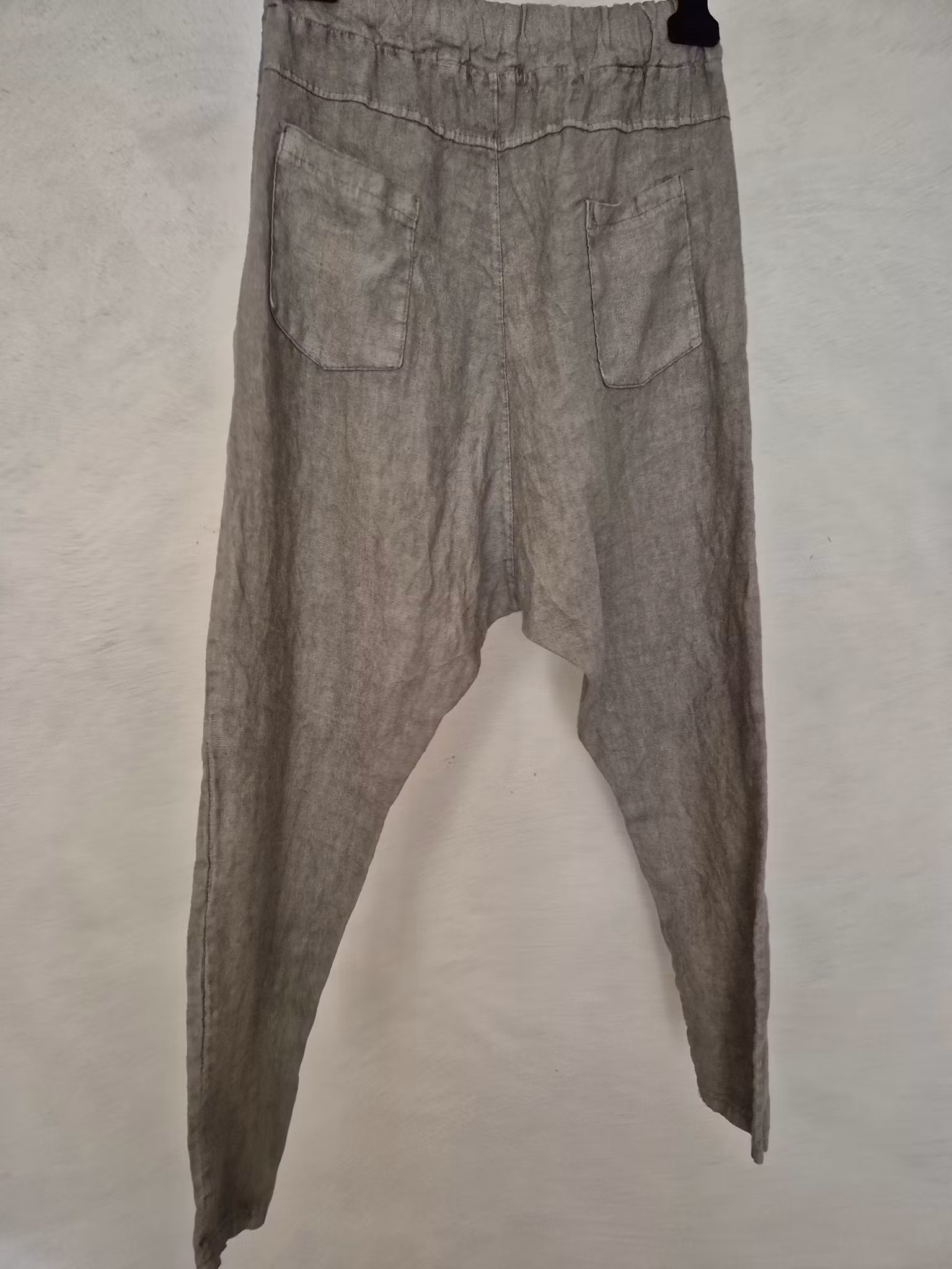 Linne bralla baggy mörk linfärg