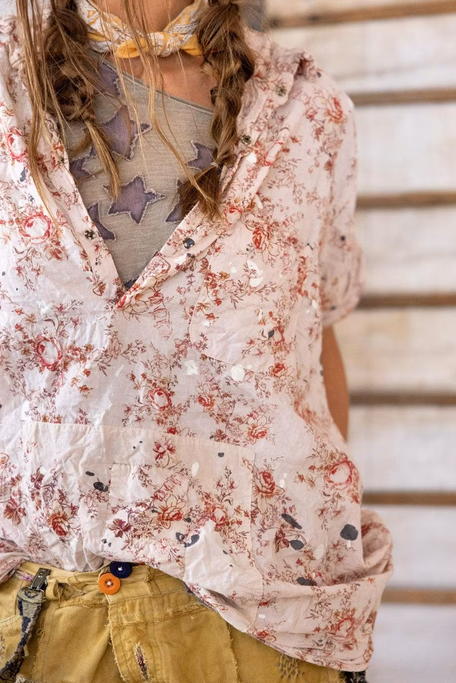 Blommig tryckt Raya-skjorta