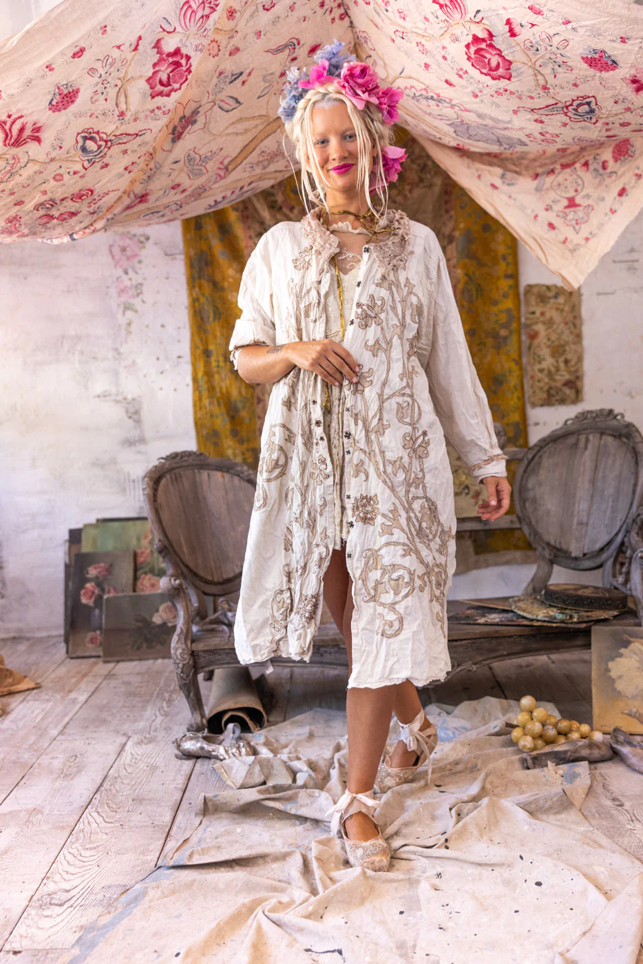 Leola Broderad Smockrock