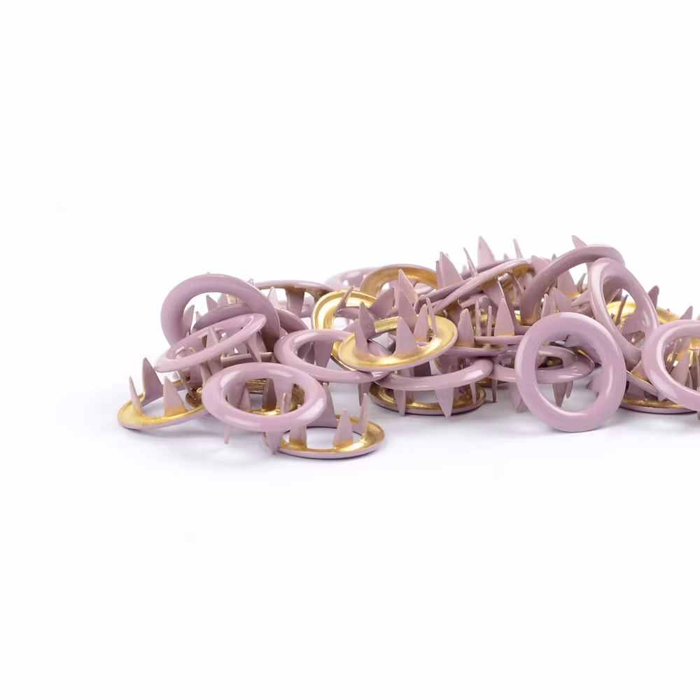Dusty lilac metalltrykknapp Tygdrømmar - 10 stk
