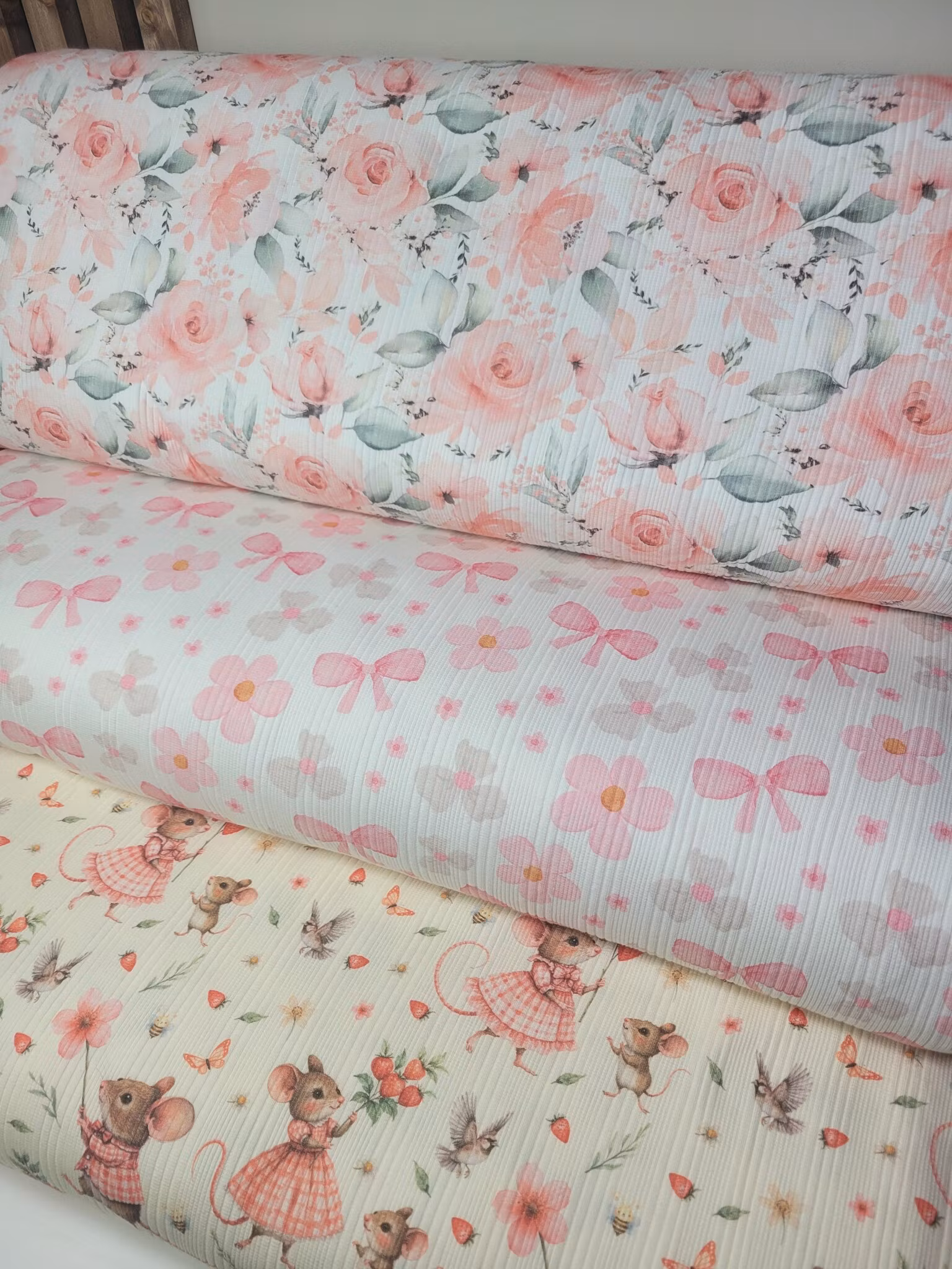 Mus med jordbær uregelmessig ribbjersey