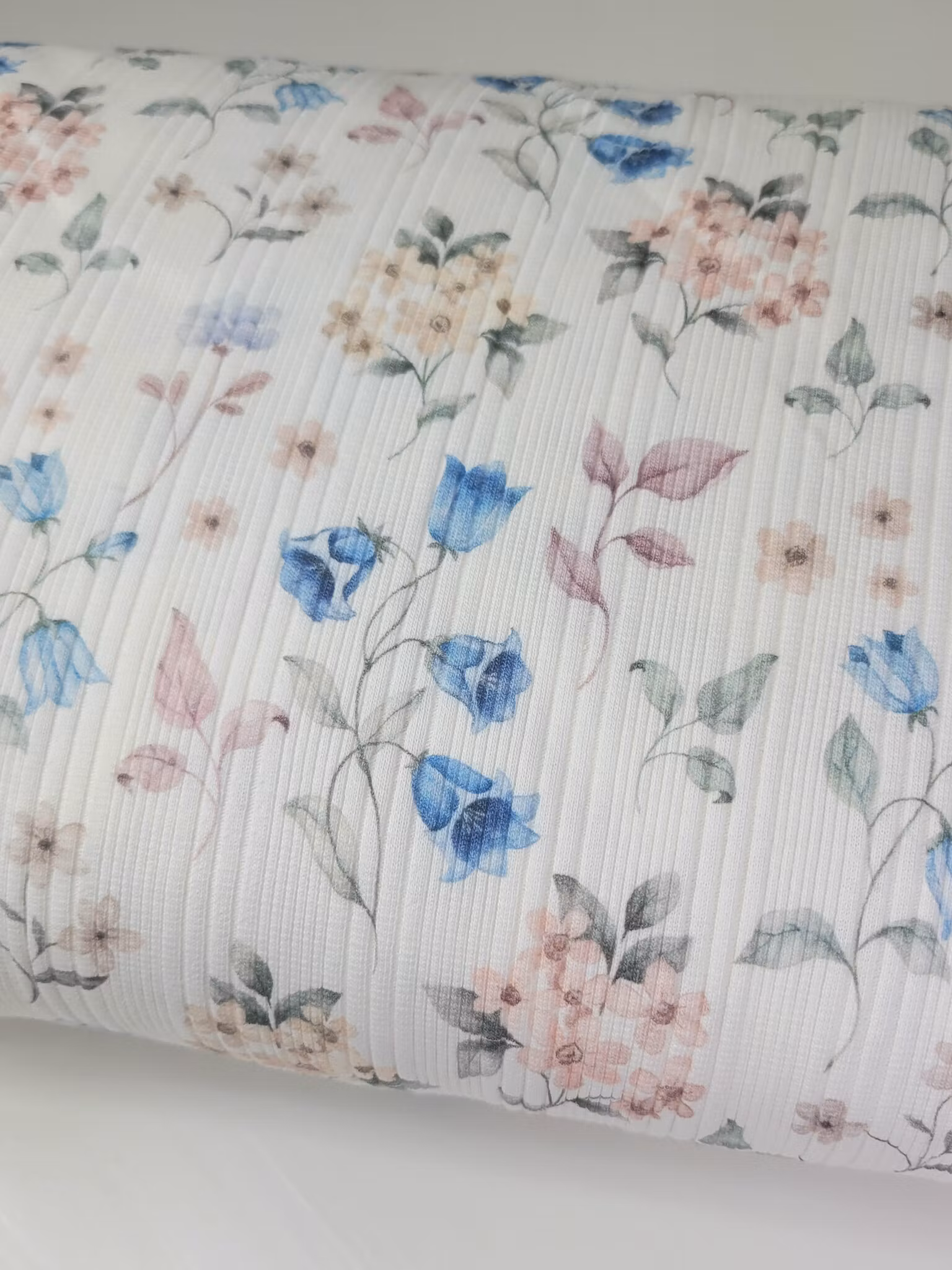 Floral Blåklokke uregelmessig ribbjersey