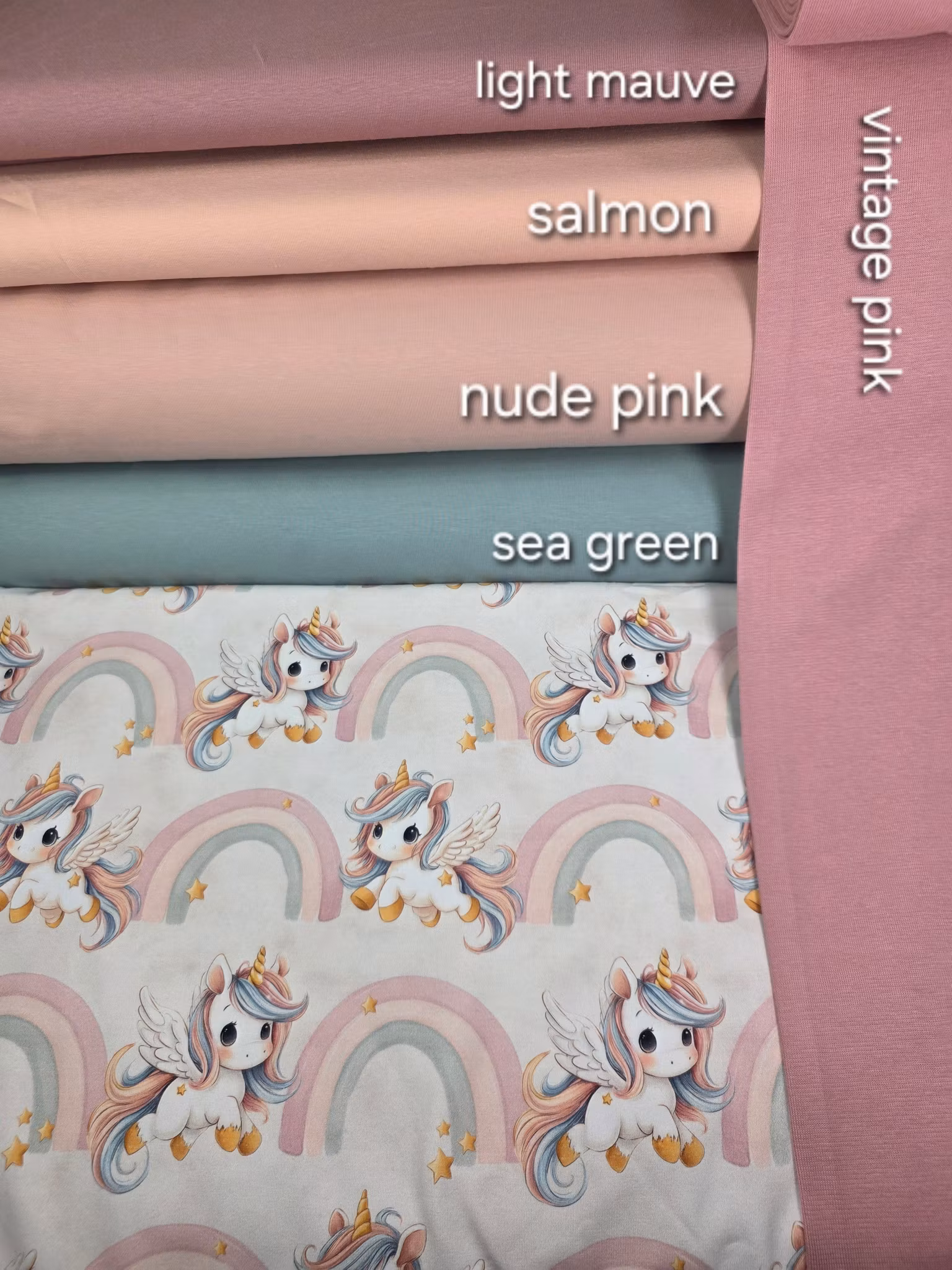 Enhjørning i duse toner jersey