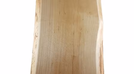 Björkskärbräda med naturliga kanter 36x20 cm