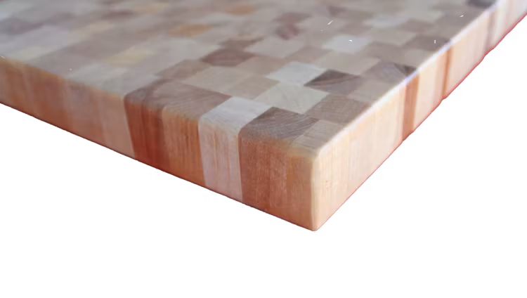 Skärbrädan består av 256 björkstavar