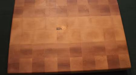 Klassisk ändträskärbräda av björk 34x24cm