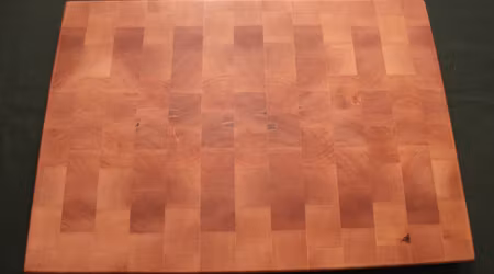 Stor björkskärbräda tillverkad av ändträ 44 x 31 cm