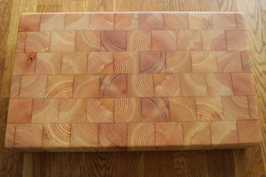 Skärblock av furu 39x23x6cm