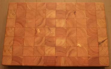 Klassisk ändträskärbräda av furu 41x27cm