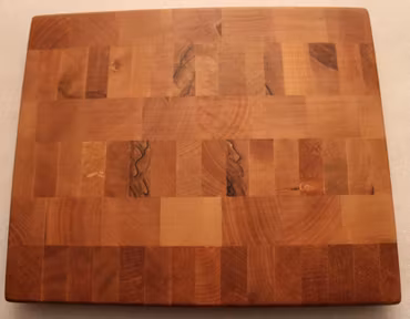 Mindre skärbräda av ändträ från björk 29x23cm