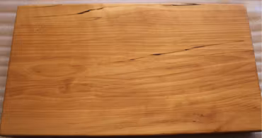 Klassisk massiv skärbräda av björk 45x25 cm