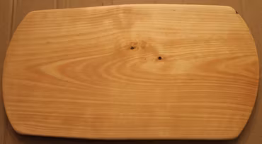 Fint handgjort serveringsfat i björk 32 x 17 cm