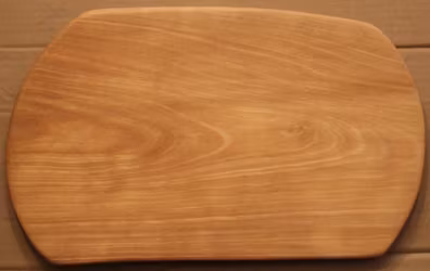 Vackert serveringsfat/skärbräda av björk 33x20 cm