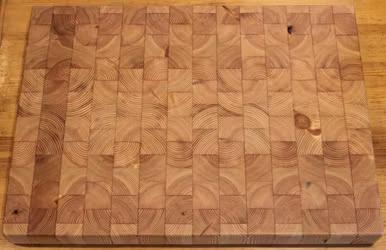 Stor klassisk ändträskärbräda av furu ca 53x38x5 cm