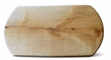 Rejäl björkskärbräda med vinklade svängda kortsidor 38x20x4 cm