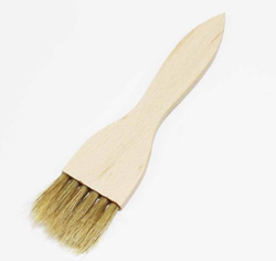 Brödpensel i trä och tagel