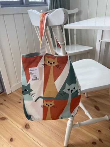Tygkasse med Kitty motiv.