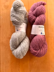 Tvåtrådigt ullgarn i vackra färger.