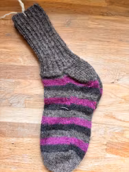 Randig ullsocka 30 cm