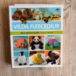 Vilda fleecedjur, med mönsterark.