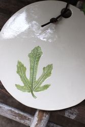 Ostbricka med fikonblad