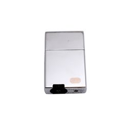 True Utility Lighter – Den ultimata stormsäkra tändaren!