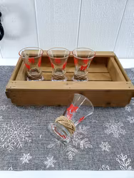 Presentset julsnapsglas