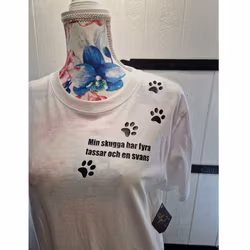 T-shirt med min skugga...katt