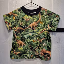 T-shirt dinosaurie och öga