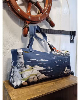 Stor necessär fiskeskär