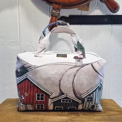 Mellan necessär bryggviken
