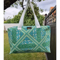 Mellan necessär grön retro