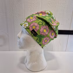 Mössa retro blomma grön och rosa