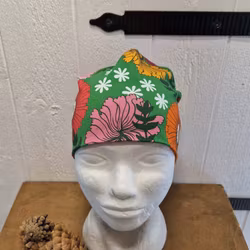 Mössa retro blommor
